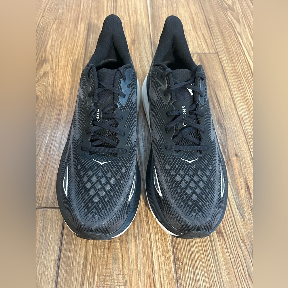 NEW Hoka Clifton 9 Running Shoes Sneakers Men's 13EE Wide Black White 1132210 - Picture 3 of 8